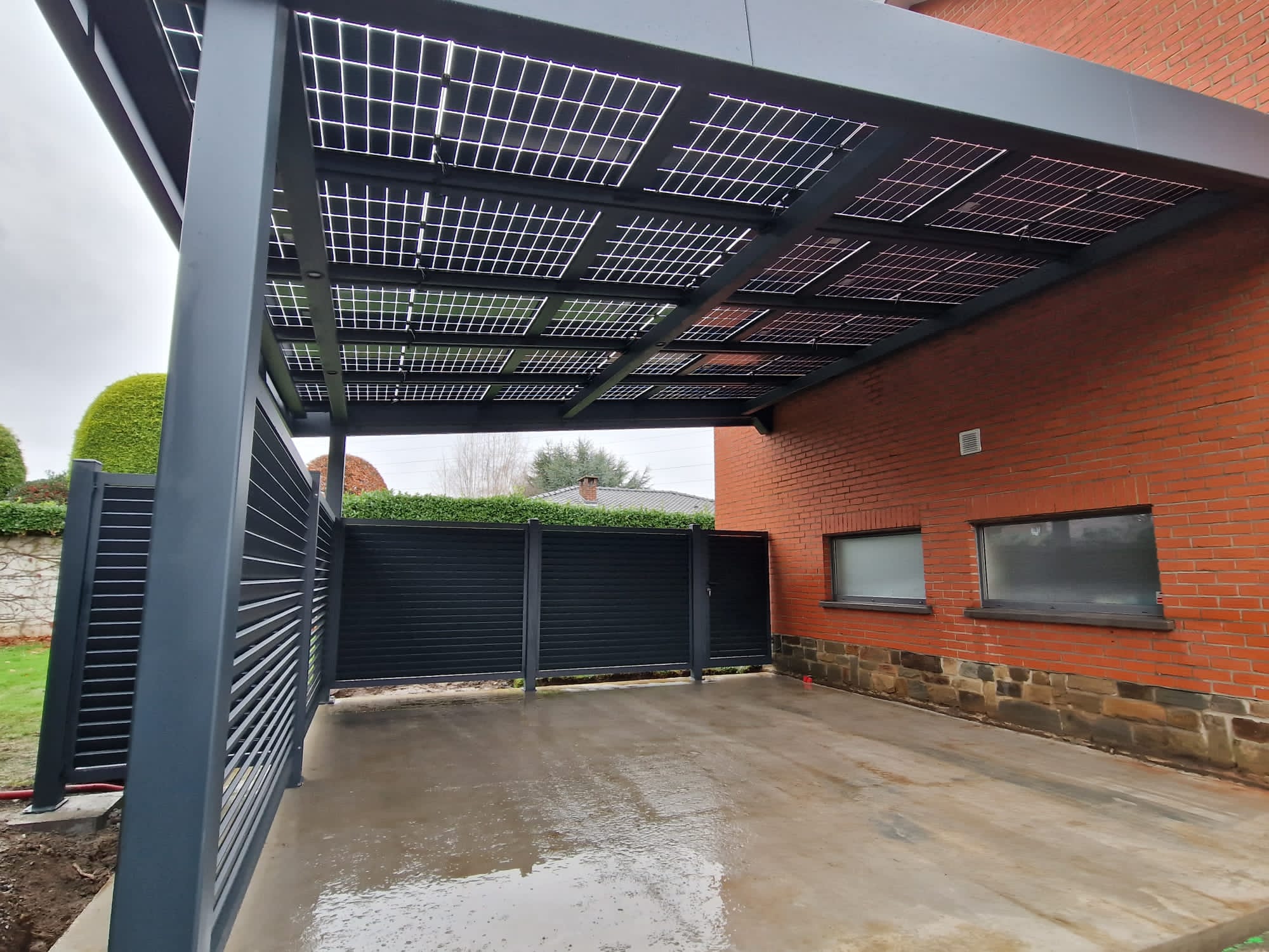carport panneaux photovoltaiques